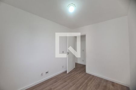 Quarto 1 de apartamento para alugar com 3 quartos, 68m² em Vila Ivone, São Paulo