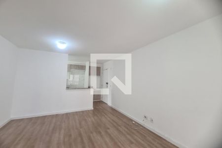 Sala de apartamento para alugar com 3 quartos, 68m² em Vila Ivone, São Paulo