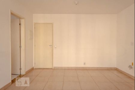 Sala de apartamento à venda com 2 quartos, 54m² em Sítio da Figueira, São Paulo
