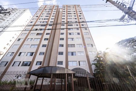 Apartamento para alugar com 60m², 2 quartos e 1 vaga Apartamento para alugar com 60m², 2 quartos e 1 vagaFachada