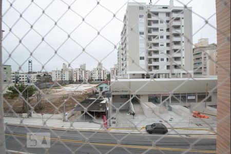 Apartamento para alugar com 79m², 2 quartos e 1 vagaVista Suíte