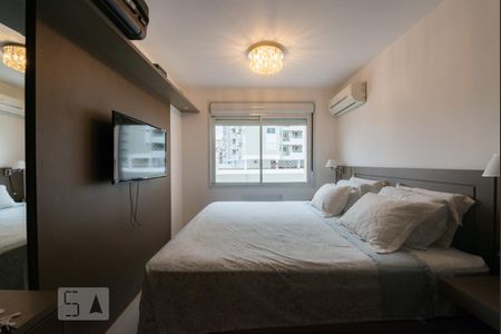 Apartamento para alugar com 79m², 2 quartos e 1 vagaSuíte