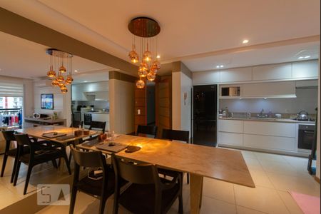 Sala de apartamento para alugar com 2 quartos, 79m² em Abraão, Florianópolis