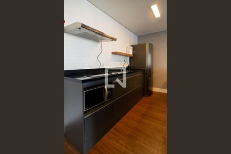 Cozinha de apartamento para alugar com 1 quarto, 69m² em Cidade Monções, São Paulo