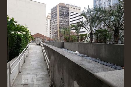 Studio à venda com 38m², 1 quarto e 1 vaga Studio à venda com 38m², 1 quarto e 1 vagaÁrea comum - Piscina