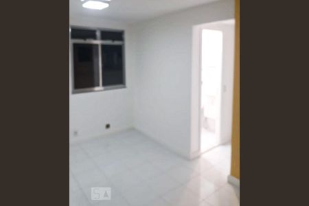 Sala de apartamento para alugar com 1 quarto, 50m² em Taquara, Rio de Janeiro