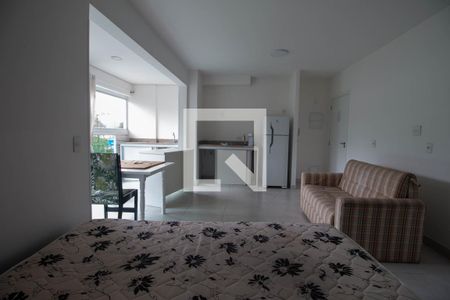 Sala/Quarto/Cozinha de apartamento para alugar com 1 quarto, 35m² em Santo Amaro, São Paulo