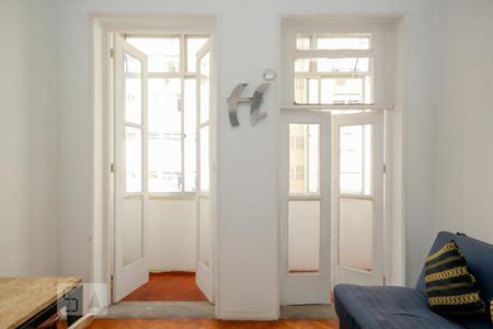 Sala de apartamento à venda com 1 quarto, 60m² em Copacabana, Rio de Janeiro