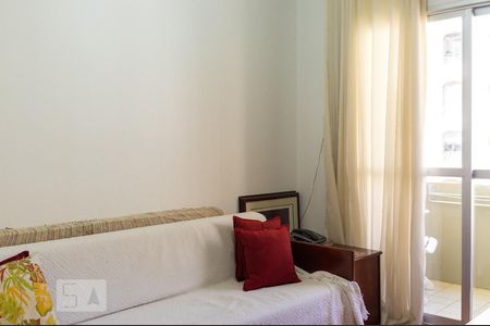 Sala de apartamento para alugar com 1 quarto, 37m² em Morro dos Ingleses, São Paulo