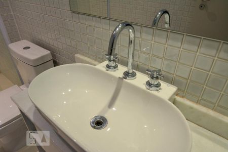 Apartamento para alugar com 50m², 1 quarto e 1 vaga Apartamento para alugar com 50m², 1 quarto e 1 vagaBanheiro