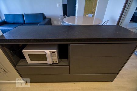 Apartamento para alugar com 50m², 1 quarto e 1 vaga Apartamento para alugar com 50m², 1 quarto e 1 vagaCozinha - Armários