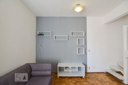 Sala de apartamento à venda com 2 quartos, 70m² em Alphaville Industrial, Barueri