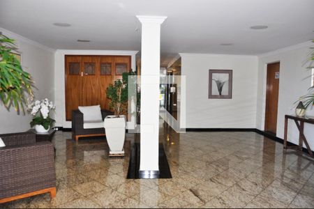 Apartamento à venda com 117m², 3 quartos e 2 vagasHall de entrada