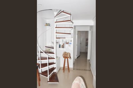 Apartamento à venda com 117m², 3 quartos e 2 vagasCorredor - Quartos