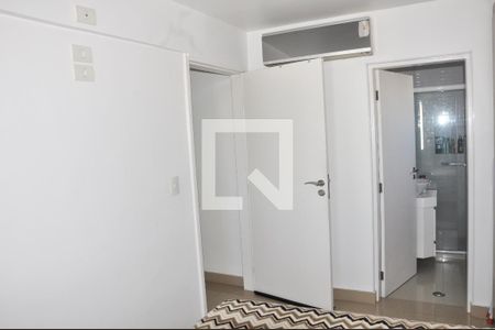 Apartamento à venda com 117m², 3 quartos e 2 vagasQuarto 01 com Suíte
