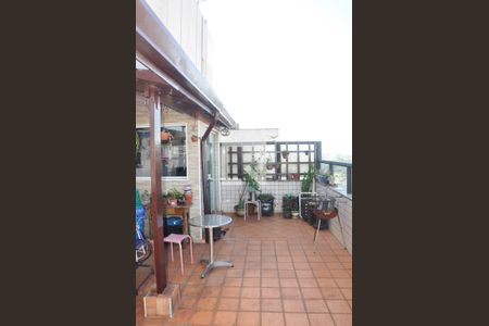 Apartamento à venda com 117m², 3 quartos e 2 vagasQuintal