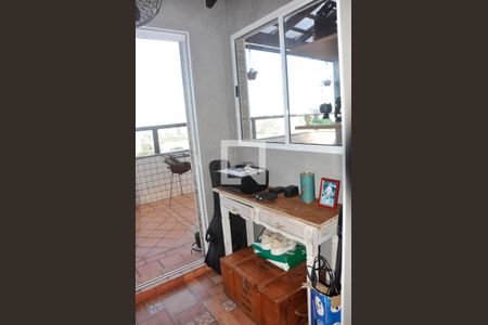 Apartamento à venda com 117m², 3 quartos e 2 vagasEscritório