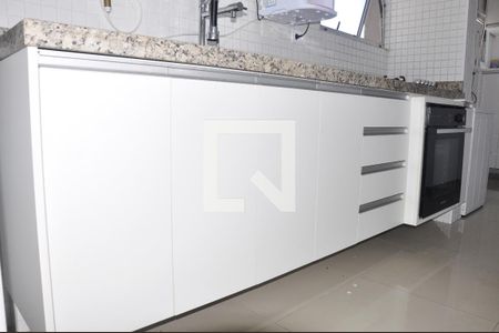 Apartamento à venda com 117m², 3 quartos e 2 vagasCozinha