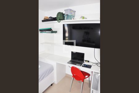 Apartamento à venda com 117m², 3 quartos e 2 vagasQuarto 02