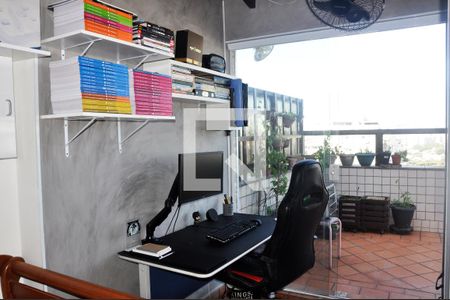 Apartamento à venda com 117m², 3 quartos e 2 vagasEscritório