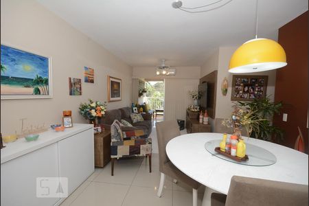 Sala de apartamento à venda com 3 quartos, 80m² em Pechincha, Rio de Janeiro