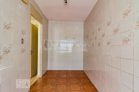 Cozinha de apartamento à venda com 2 quartos, 50m² em Vila Nova, Porto Alegre