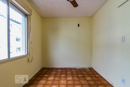 Dormitório de apartamento à venda com 2 quartos, 50m² em Vila Nova, Porto Alegre