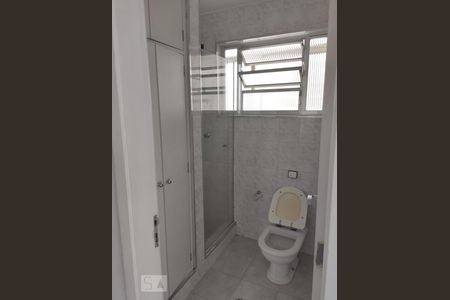 Banheiro  de apartamento à venda com 2 quartos, 80m² em Bela Vista, São Paulo