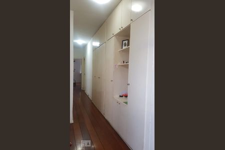 Apartamento para alugar com 150m², 4 quartos e 2 vagasCorredor