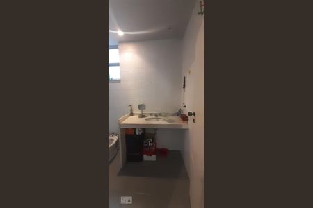Apartamento para alugar com 150m², 4 quartos e 2 vagasBanheiro da Suíte