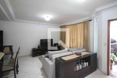 Casa à venda com 3 quartos, 110m² em Vila Bela, São Paulo