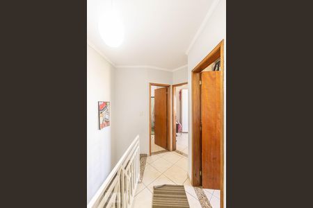 Corredor de casa à venda com 3 quartos, 110m² em Vila Bela, São Paulo