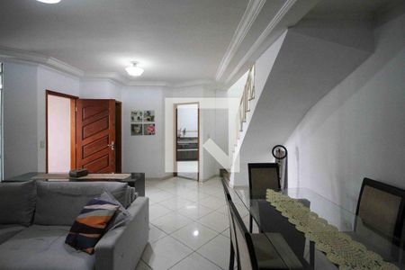 Casa à venda com 3 quartos, 110m² em Vila Bela, São Paulo