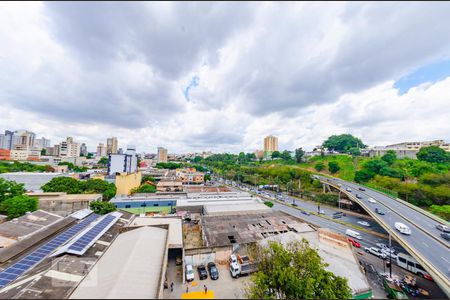 Sala - Vista de apartamento à venda com 1 quarto, 40m² em Barro Preto, Belo Horizonte