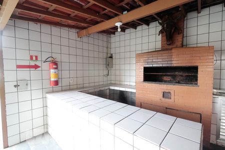 Apartamento para alugar com 65m², 2 quartos e 1 vaga Apartamento para alugar com 65m², 2 quartos e 1 vagaÁrea comum - Churrasqueira