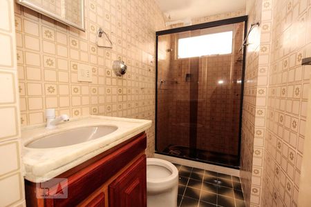 Apartamento para alugar com 65m², 2 quartos e 1 vaga Apartamento para alugar com 65m², 2 quartos e 1 vagaBanheiro