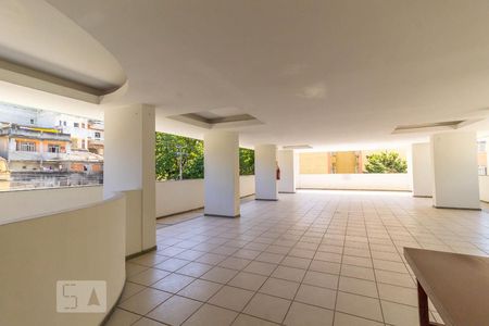 Apartamento para alugar com 65m², 2 quartos e 1 vaga Apartamento para alugar com 65m², 2 quartos e 1 vagaÁrea comum - Salão de festas