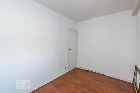 Quarto 1 de apartamento para alugar com 2 quartos, 50m² em Irajá, Rio de Janeiro