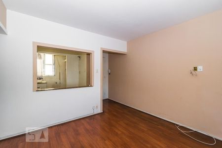 Sala de apartamento para alugar com 2 quartos, 50m² em Irajá, Rio de Janeiro