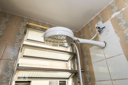 Apartamento para alugar com 50m², 2 quartos e 1 vagaBanheiro - Chuveiro elétrico