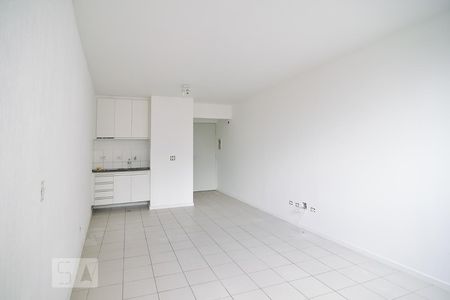 Studio de kitnet/studio para alugar com 1 quarto, 28m² em Santo Amaro, São Paulo