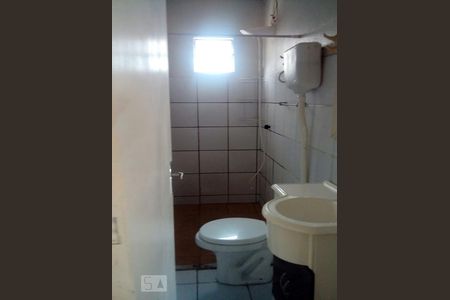 Banheiro de casa à venda com 2 quartos, 50m² em Rondônia, Novo Hamburgo
