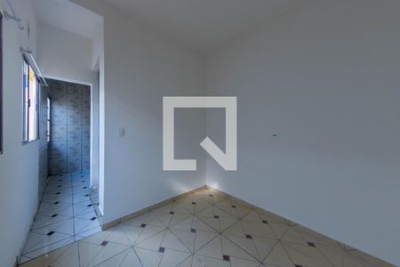 Casa para alugar com 28m², 1 quarto e sem vaga Casa para alugar com 28m², 1 quarto e sem vagaQuarto