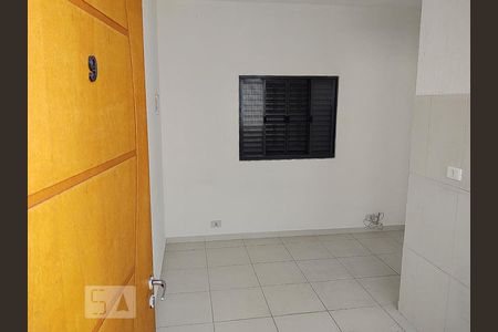 Quarto e Sala de kitnet/studio para alugar com 1 quarto, 15m² em Maranhão, São Paulo