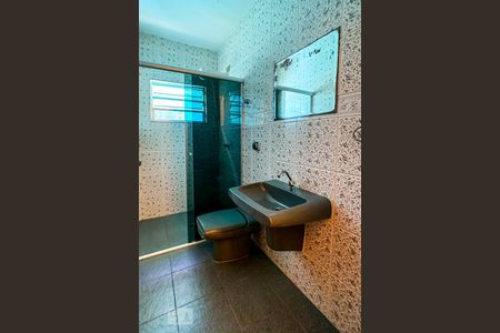 Casa à venda com 167m², 3 quartos e 2 vagas Casa à venda com 167m², 3 quartos e 2 vagasBanheiro Superior