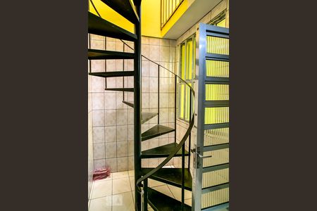 Casa à venda com 167m², 3 quartos e 2 vagas Casa à venda com 167m², 3 quartos e 2 vagasÁrea de Serviço