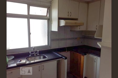 Cozinha de apartamento para alugar com 2 quartos, 53m² em Santa Terezinha, São Bernardo do Campo