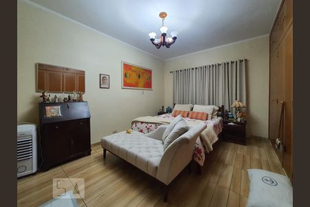 Suíte 1 de casa à venda com 4 quartos, 325m² em Vila Mariana, São Paulo