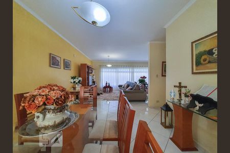 Sala de casa à venda com 4 quartos, 325m² em Vila Mariana, São Paulo