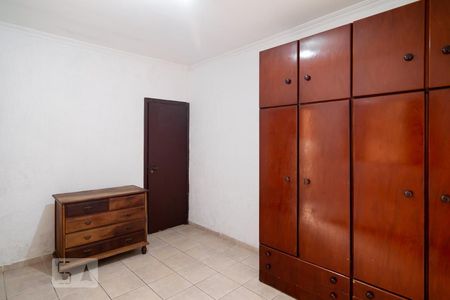 Casa à venda com 120m², 2 quartos e 2 vagas Casa à venda com 120m², 2 quartos e 2 vagasEdícula
